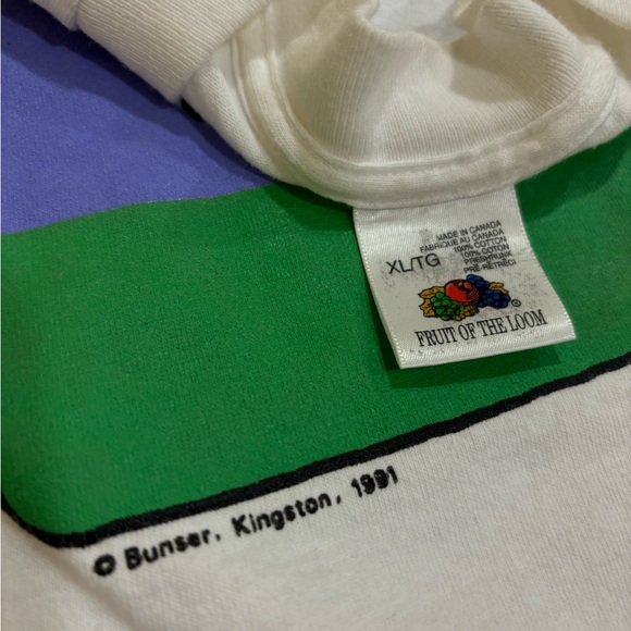 Vintage 1991 Art T-Shirt - Picture 3 of 3